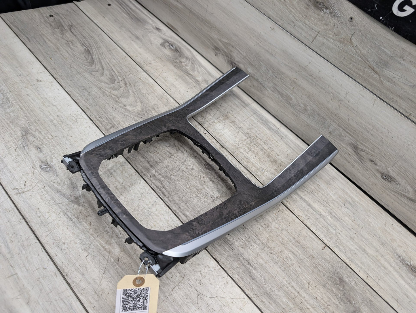 2019-2026 BMW X5 G05 Center Console Trim 9865024