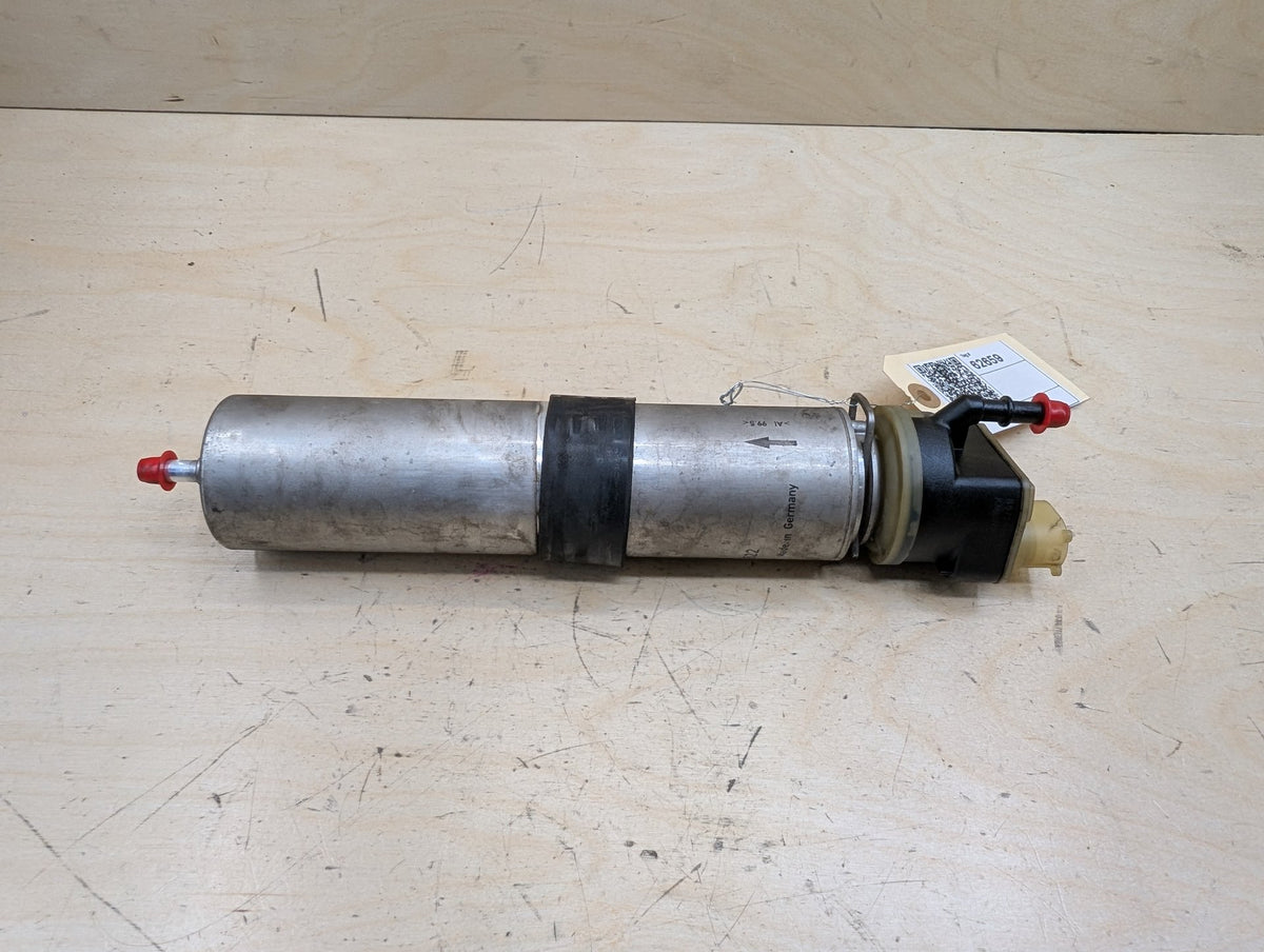 14-18 BMW 328i F30- Diesel Fuel Tank Reservoir Filter PN: 8572522
