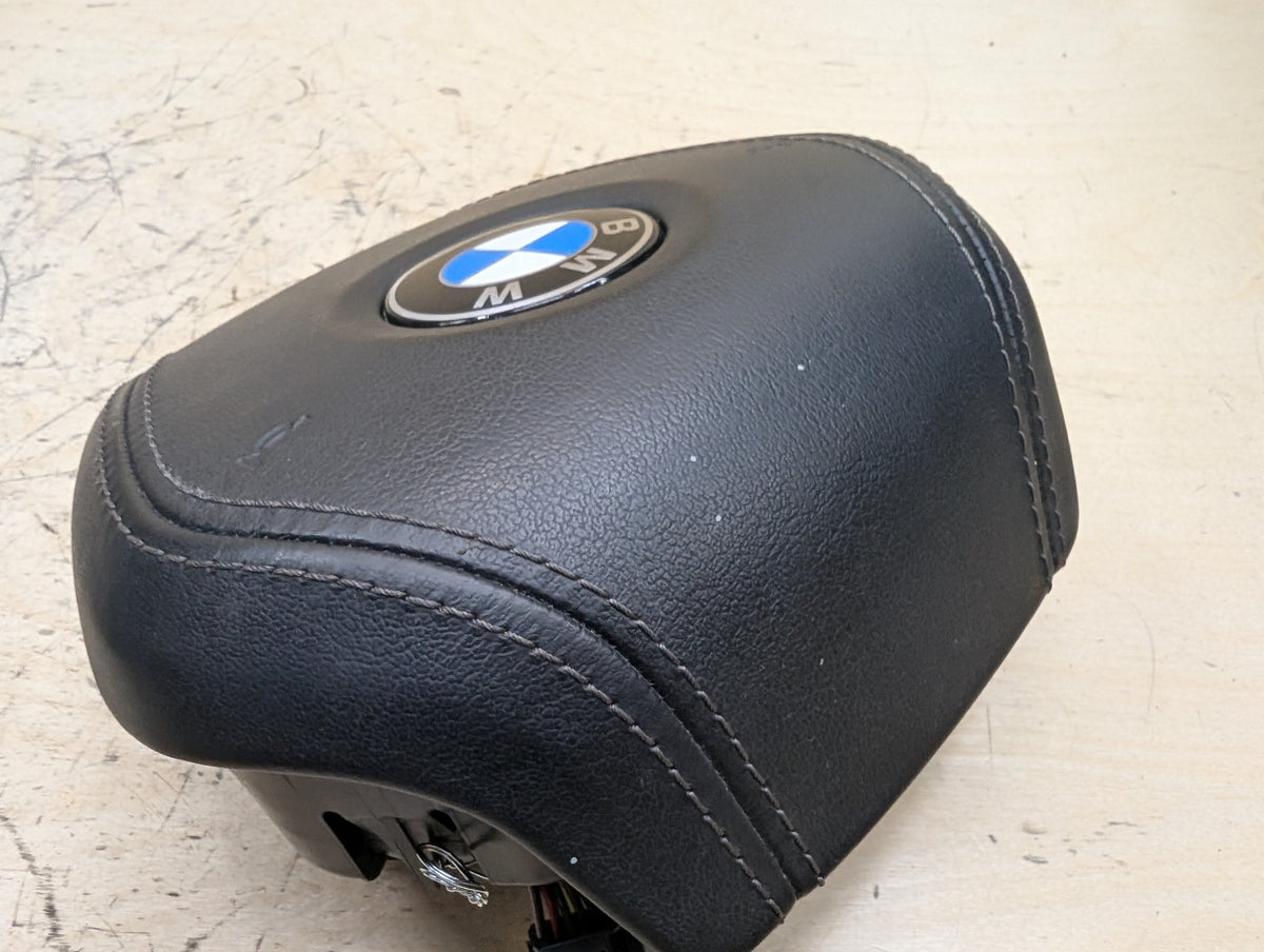 2016-2019 BMW 740i G12 Steering Wheel Airbag Air Bag 6876833 OEM