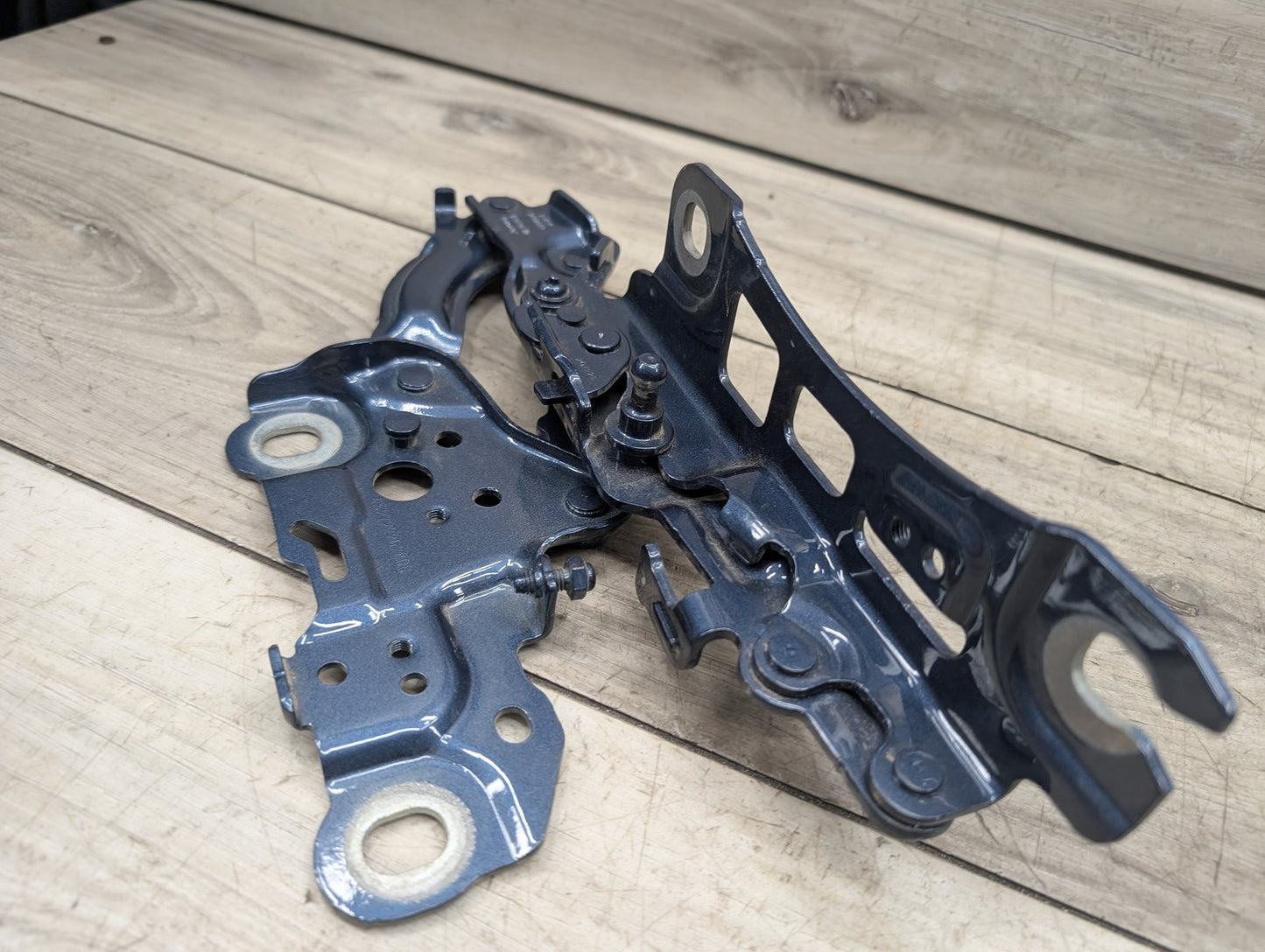 19-24 OEM BMW G20 Front Left Right Bonnet Hood Hinges Black Pair SET