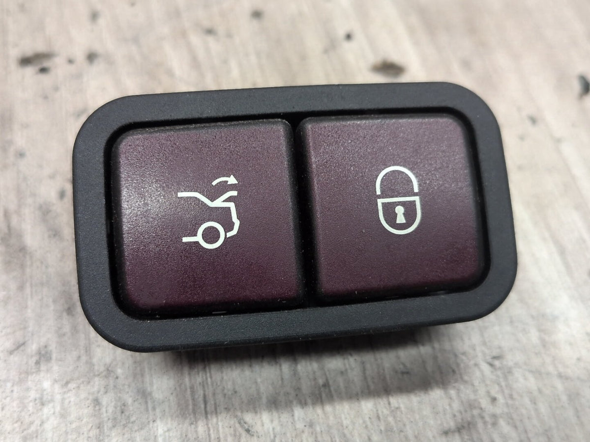 2009-2012 Mercedes-Benz E550 W212 Liftgate Trunk Lid Lock Unlock Switch 2208211479 OEM