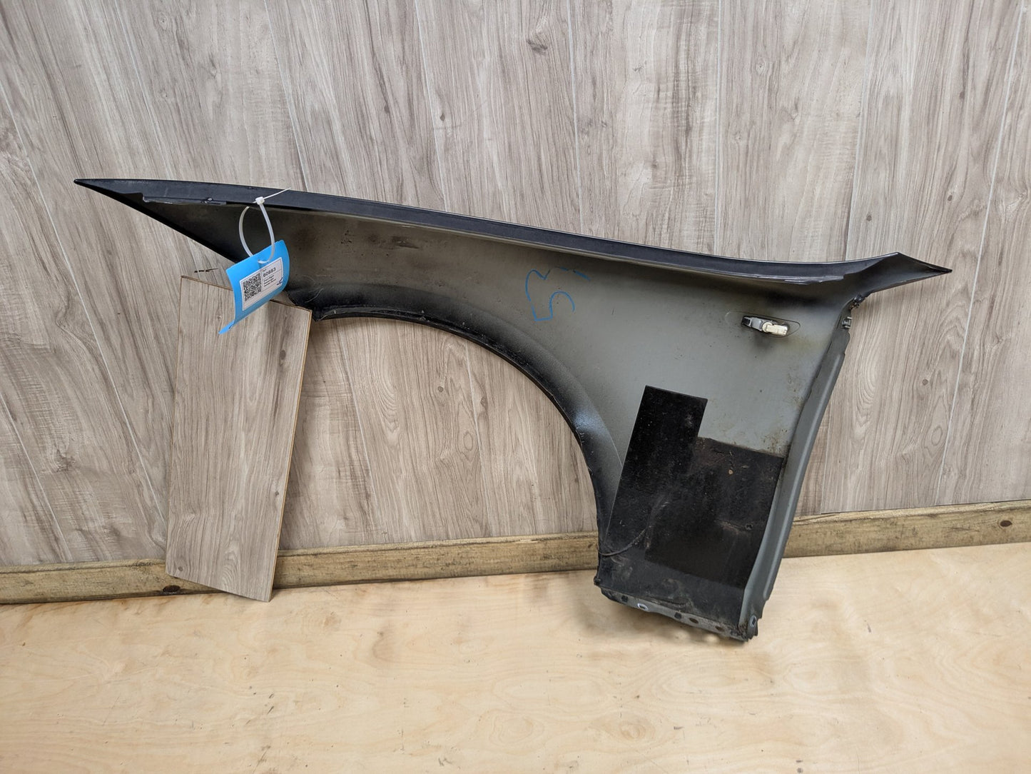 08-13 BMW E82 E88 128i 135i Right Passenger Fender Panel Black SCHWARZ II 668
