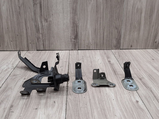 2014 BMW 535i F10- Front Right Passenger Fender Brackets SET PN: 7207210