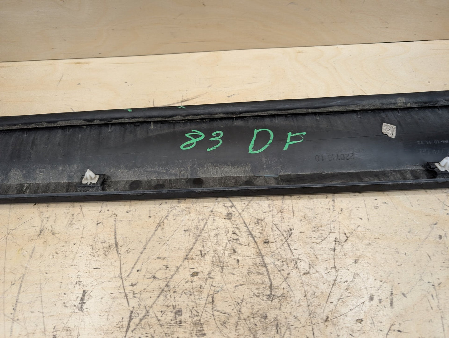 2011-2016 BMW X3 F25 Front Left Driver Exterior Door Trim Molding 7205779