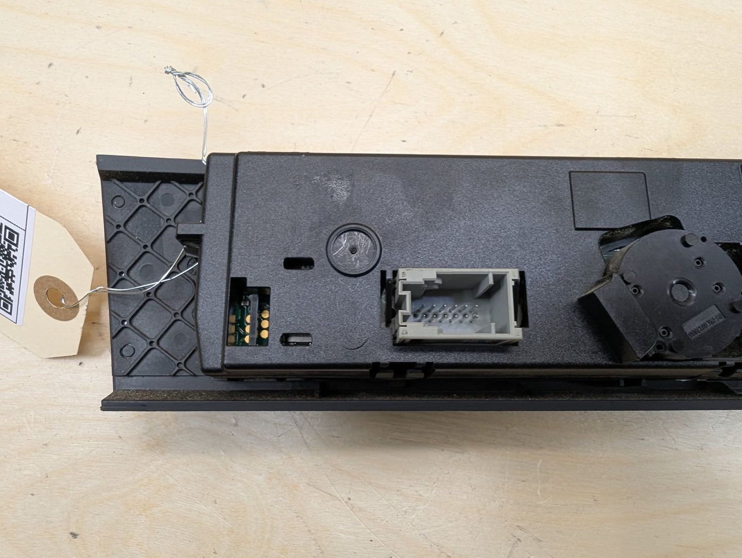 2007-2013 BMW 335i E93 Front AC Heater Climate Control Switch 9162984