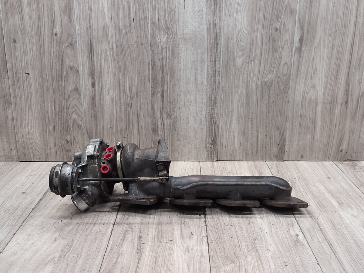 09-12 Mercedes-Benz W212 E550 M278 Right Engine Motor Turbo Charger w/ Manifold