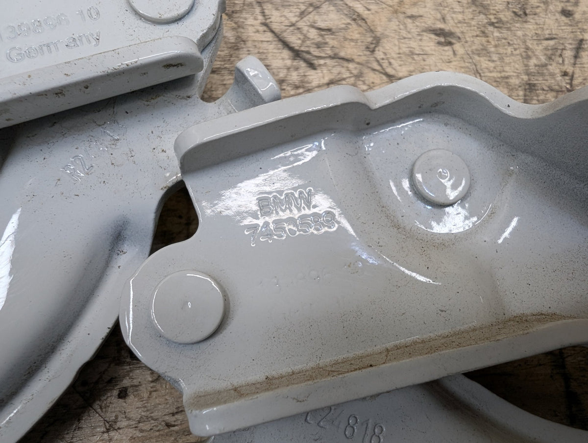 2019-2026 BMW 330i G20 Hood Bonnet Hinges SET 8494431 OEM