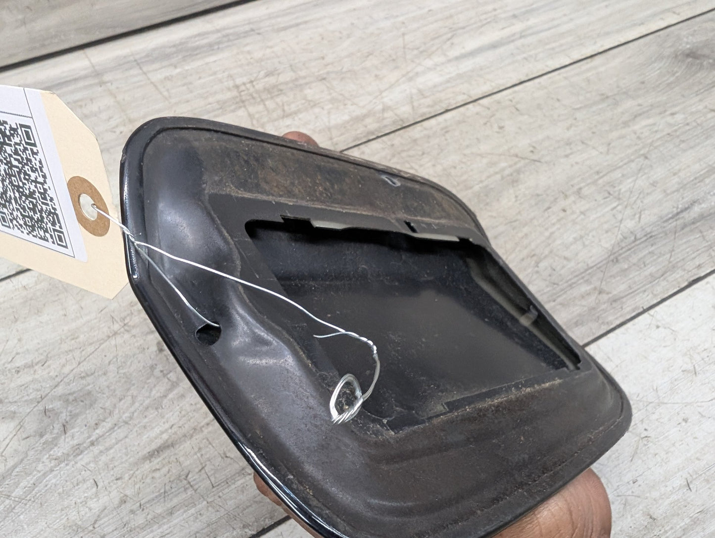 2007 - 2013 BMW X5 E70 Gas Cover  N62B48B