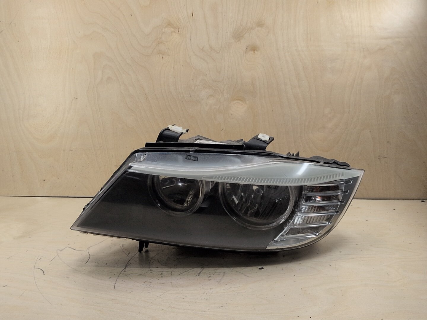 09-11 OEM BMW E90 328 335 LCI Left Driver Side Halogen Headlight w/ Modules
