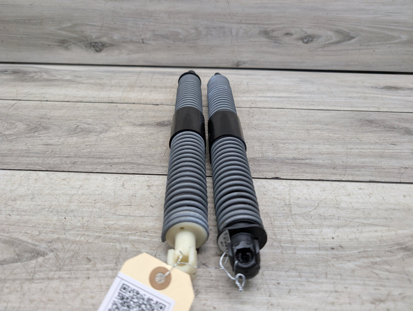 2017-2023 BMW 530i G30 Rear Left Right Liftgate Trunk Lid Strut Shock Supports SET 7366406
