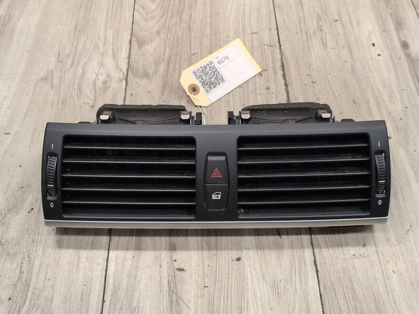 07-14 OEM BMW E70 E71 X5 X6 X5M X6M Center Middle AC Air Dash Grille Vent