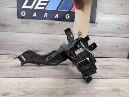 2019-2026 BMW X5 G05 Left Driver Headlight Bracket 7421710