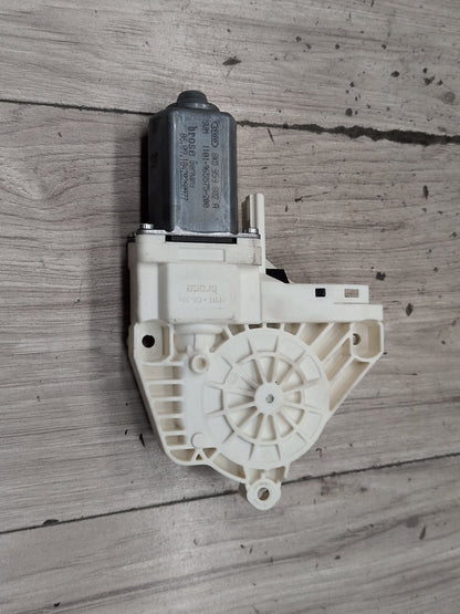 2010-2016 Audi S4 B8 Front Right Passenger Door Window Glass Regulator Motor 8K0959802A OEM