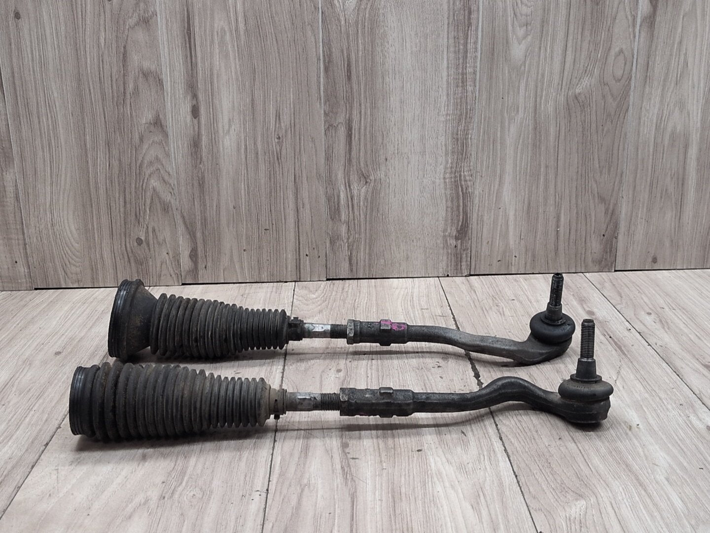 2008 - 2017 Audi S5 8T Left Right Tie Rod W/ Boot SET 4G0423811A