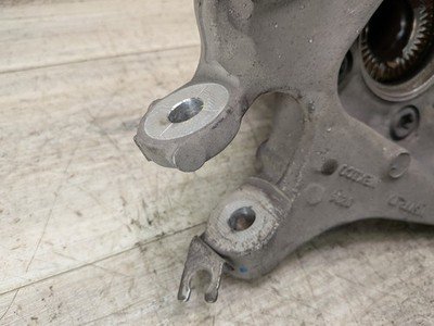 OEM BMW G01 X3 30i 30iX M40iX REAR Left Driver Knuckle Wheel Hub Spindle Bearing