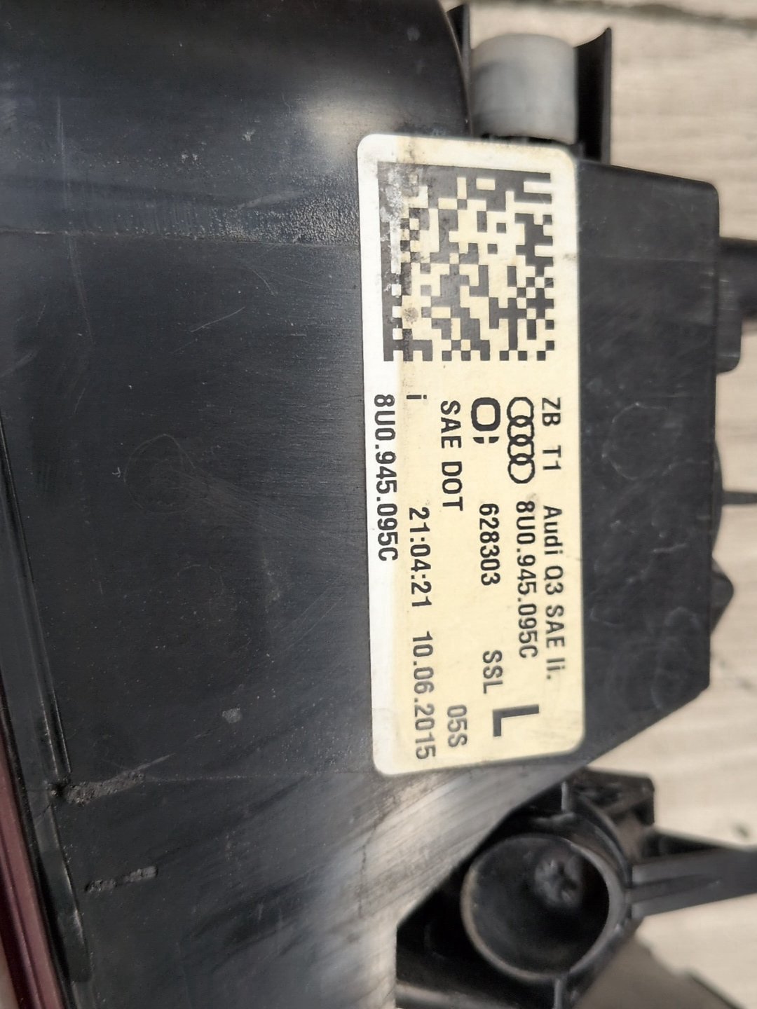 2015-2018 Audi Q3 8U Rear Left Driver Inner Tail Light 8U0945095C