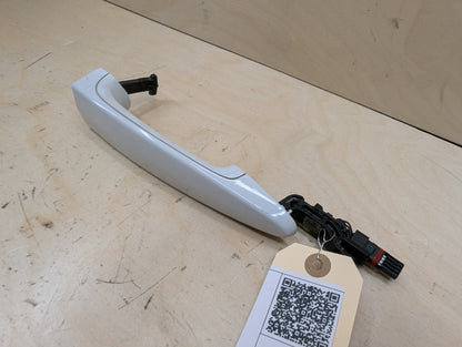 OEM BMW F23 F30 F32 F80 F82 M3 Right Passenger Door Handle COMFORT ACCESS White