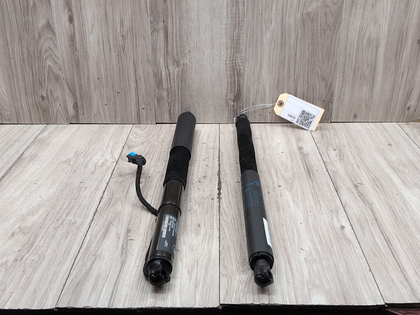 19-24 OEM BMW G01 X3 30 M40 Rear Left Right Trunk Tailgate Shock Hatch Strut