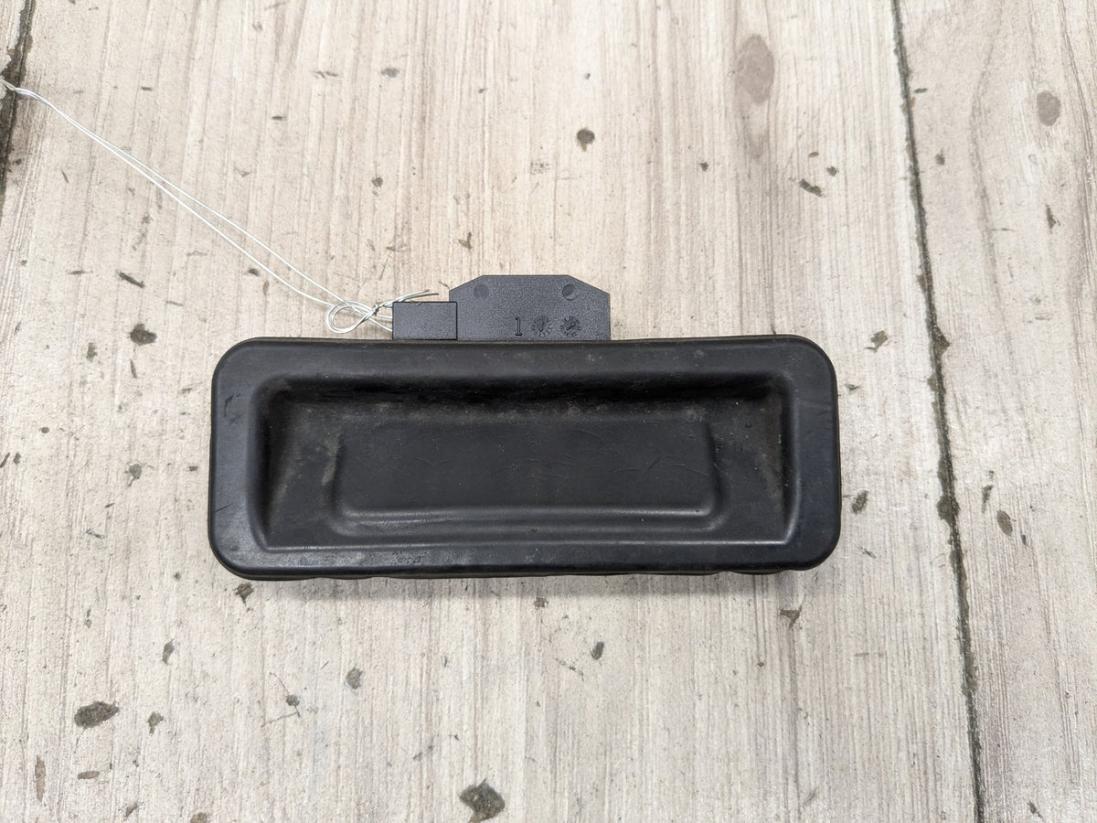 2022-2026 BMW 430i G26 Liftgate Trunk Lid Release Handle Switch 8492533 OEM