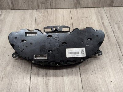 10-11 OEM Audi A5 S5 Instrument Speedometer Guage Cluster 8t0920983d
