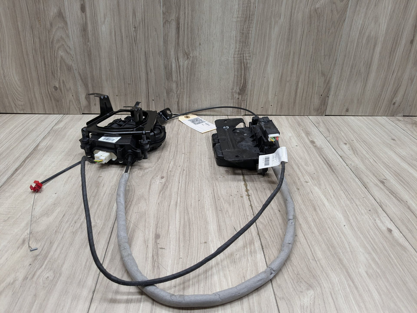 OEM BMW F36 428 430 435 440 Trunk Liftgate Hatchback Power Lock Latch Actuator