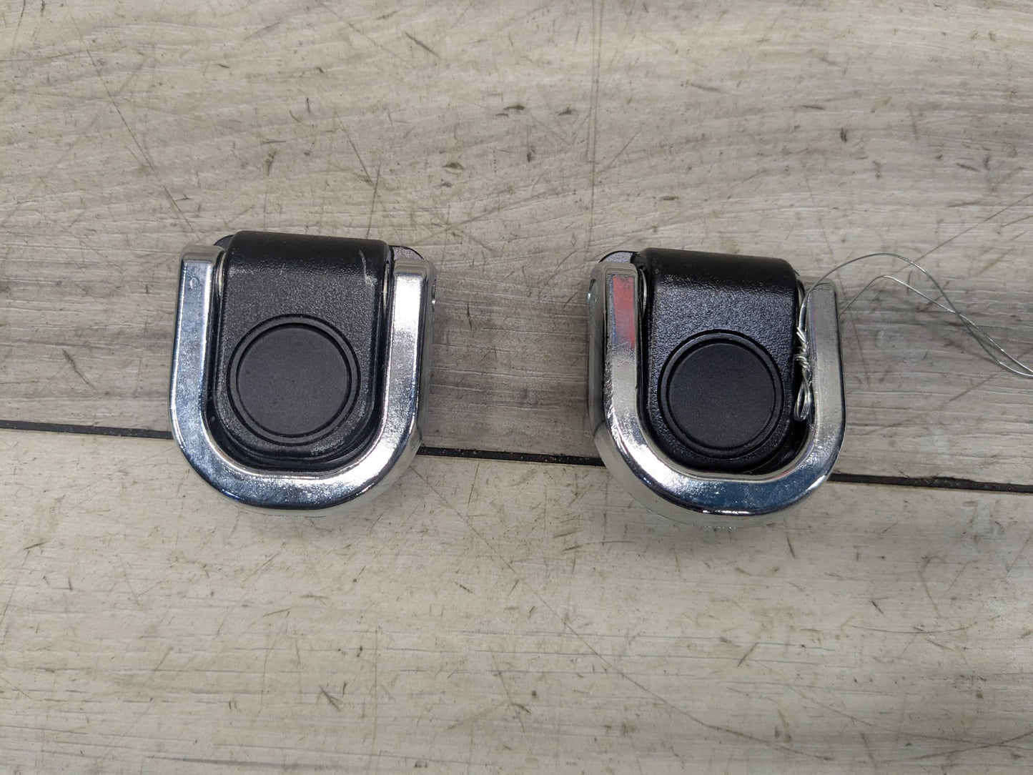 OEM BMW E70 E83 F15 F25 G01 X3 X5 Trunk Cargo Latch Tie Down Hook Clasp Ring (4)