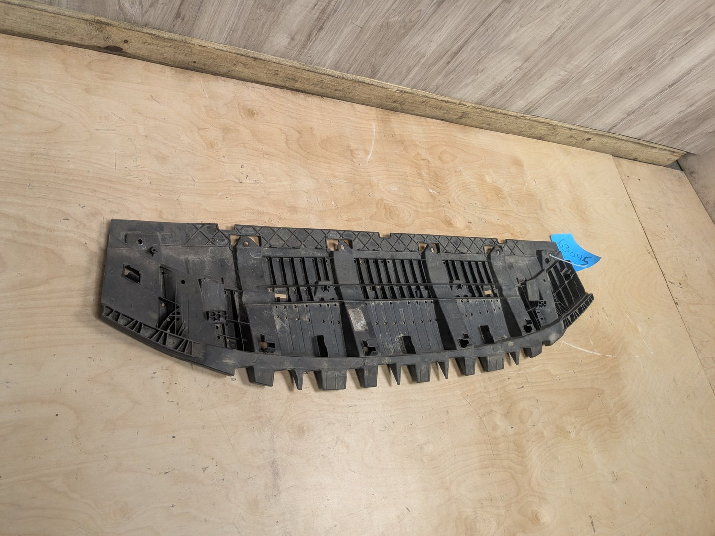 2015-2018 Audi Q3 8U Engine Splash Guard Shield 8U0807233H