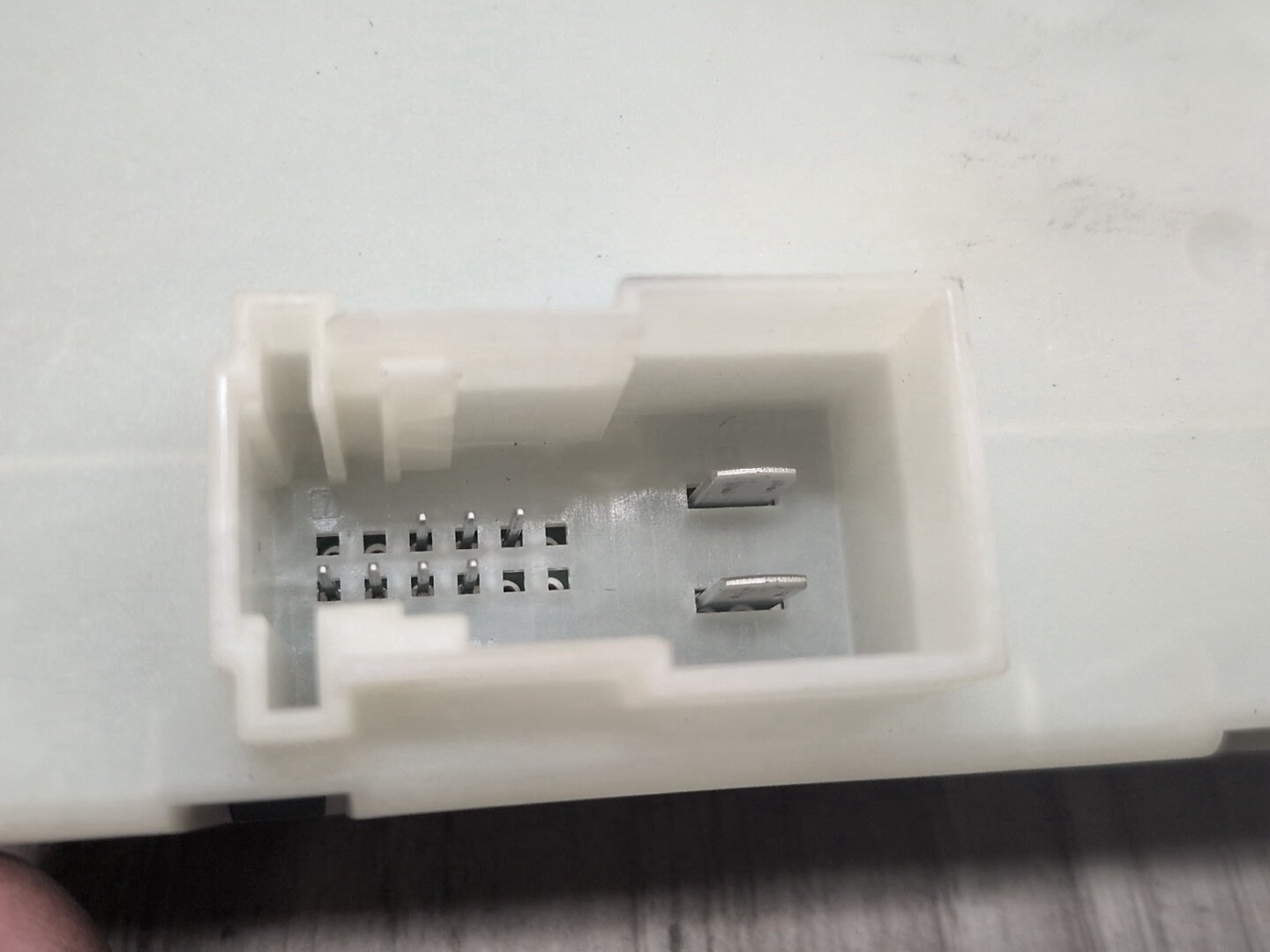 OEM BMW F36 F15 F85 F16 F86 Trunk Tailgate Decklid Function Control Module