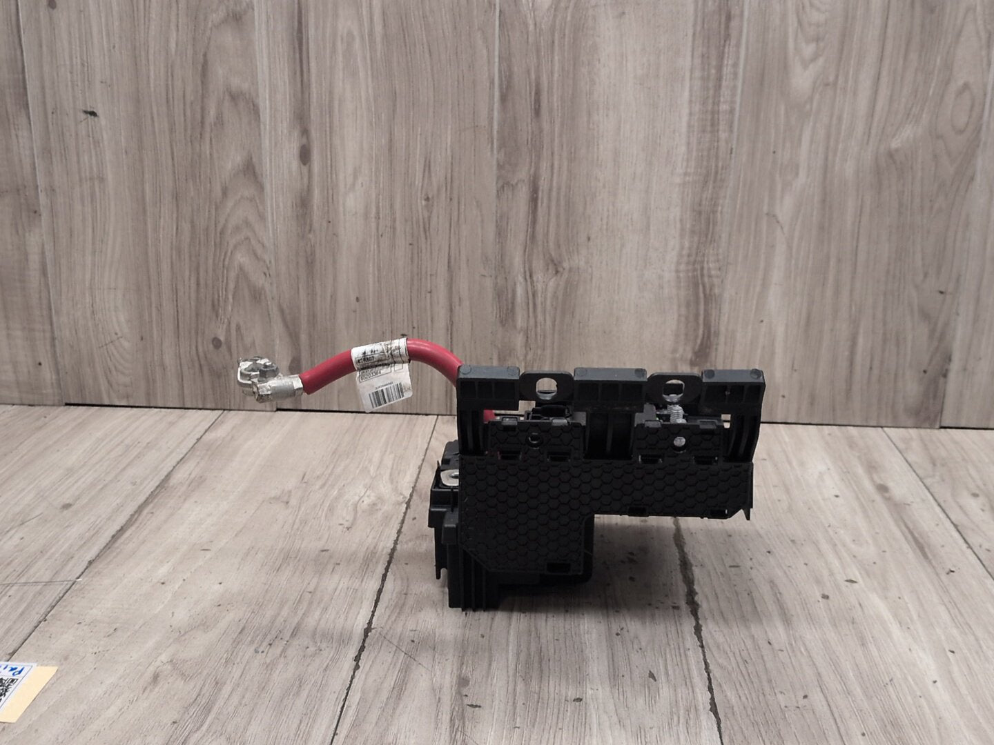 OEM BMW F90 G11* G12* G30 M5 Rear Positive Battery Terminal Junction Fuse Box