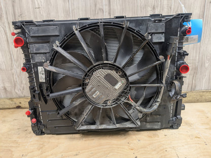 16-19 BMW 750i G12 Radiator Cooling Condenser Fan Shroud Assembly SET 850W