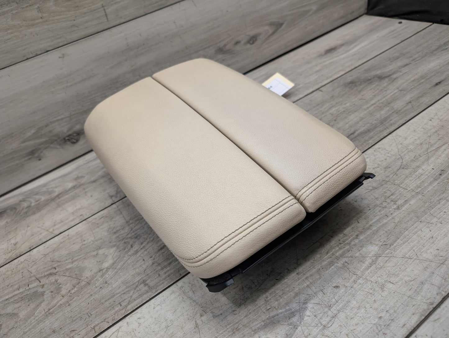2019-2026 BMW X5 G05 Center Console Armrest Arm Rest Beige 9399778