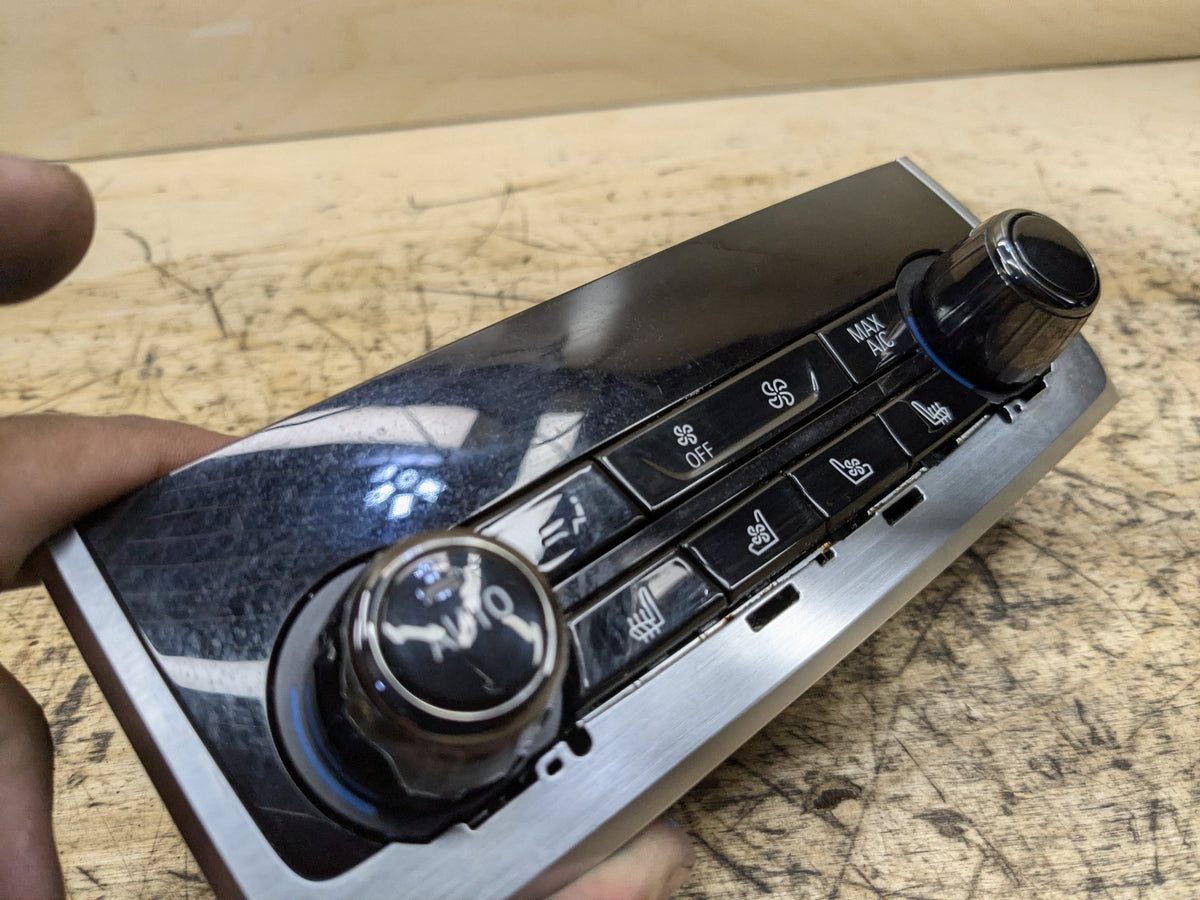 2016-2019 BMW 750i G12 Rear AC Heater Climate Control Switch 9399336 OEM