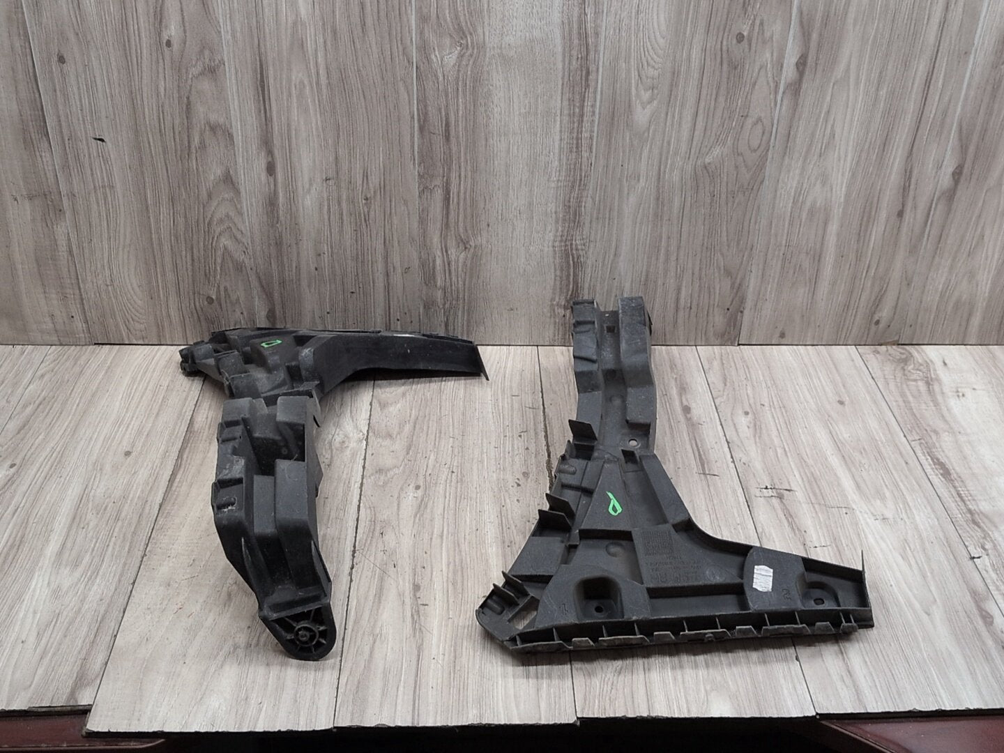 2015-2018 Audi Q3 8U Rear Right Passenger Bumper Support Brackets SET 8U0807454A