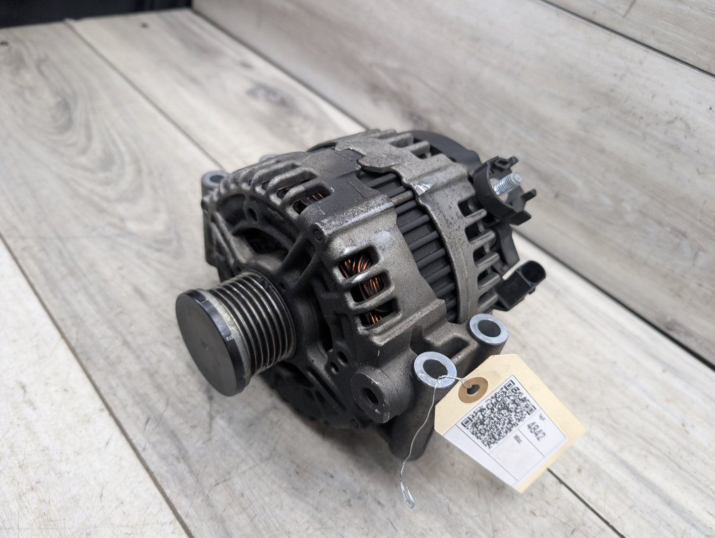 OEM BMW E82 E88 E90 E92 E93 135 335 N54 Charging Alternator Generator 180A