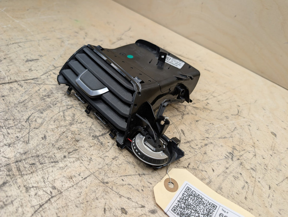 2016-2019 BMW 740i G12 Dashboard Dash Board Right Passenger Air Vent 6822158 OEM