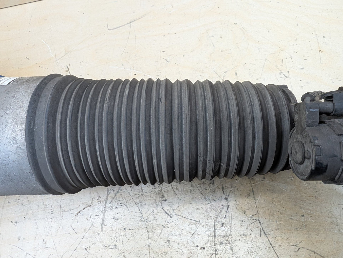 16-22 OEM BMW G11 G12 740 750 B7 REAR Right Passenger Air Suspension Strut Shock