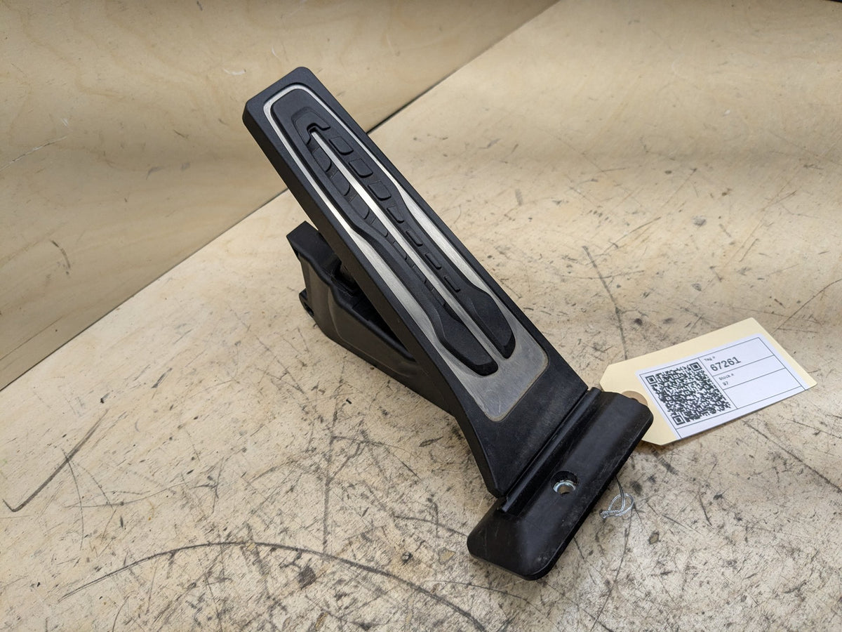 OEM BMW F44 F90 G01 G05 G12 G20 G30 X3 X5 M5 M8 Accelerator Throttle Gas Pedal
