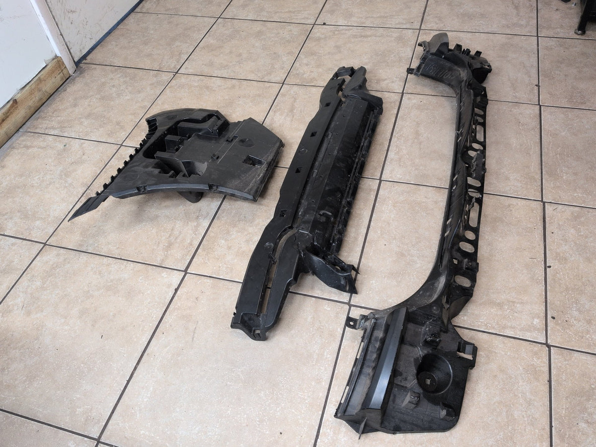 2011-2016 BMW M5 F10 Rear Left Driver Bumper Support Brackets SET 8053585 OEM