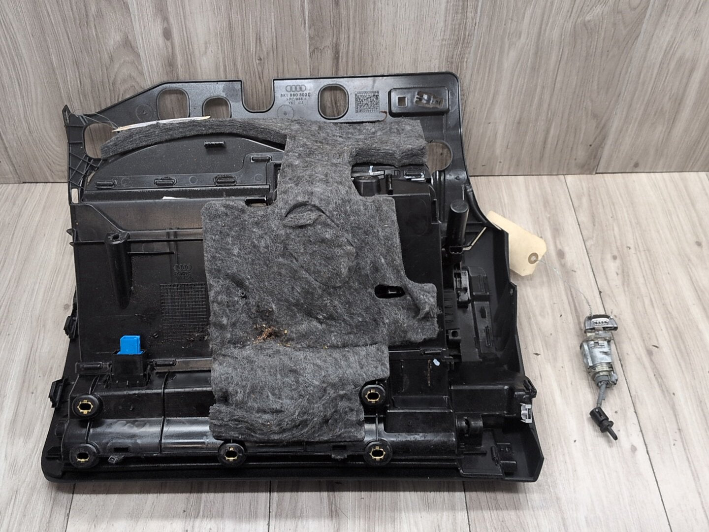 2013 - 2017 Audi S5 8T Dashboard Dash Board Panel Glove Box Assemly 8K1880302C CTUB
