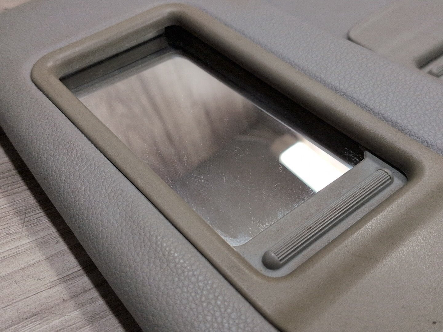 2011 BMW 328i E90 Front Left Right Sun Visor SET 7252053