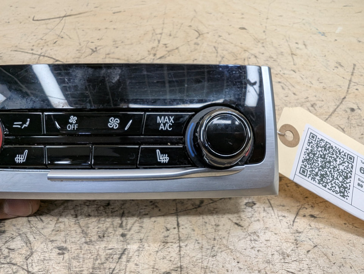 16-22 OEM BMW G11 G12 740 750 M760 AC Rear Heater Climate Control Switch Panel