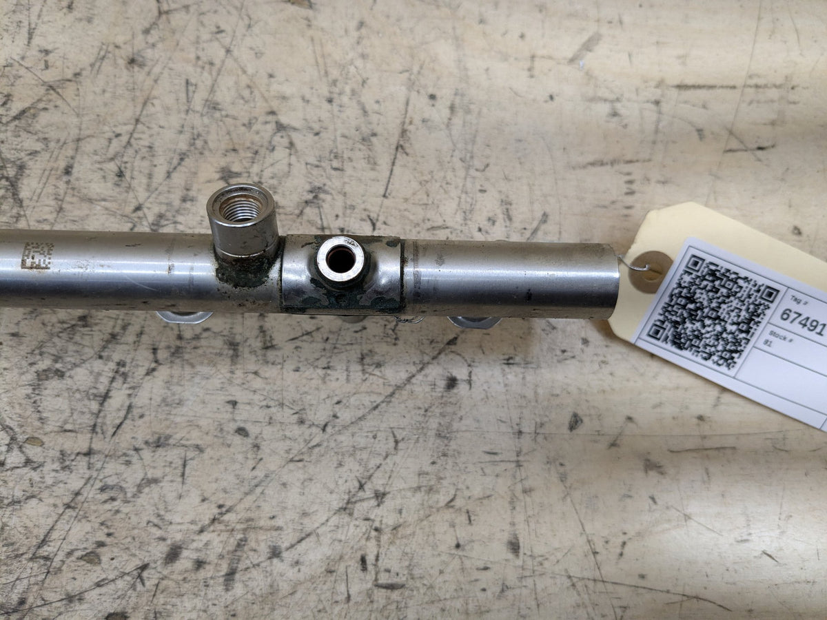 2012-2018 Audi C7 A6 CYNB Engine Motor Fuel Injector Rail Line 06K133317G