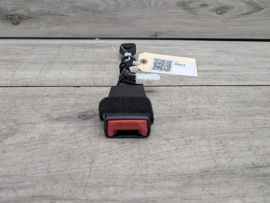 OEM BMW F90 G11 G12 G30 530 540 M550 750 M5 Front Left or Right Seatbelt Buckle