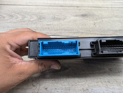 2011-2016 BMW 535i F10 BCM Body Control Module 9228488