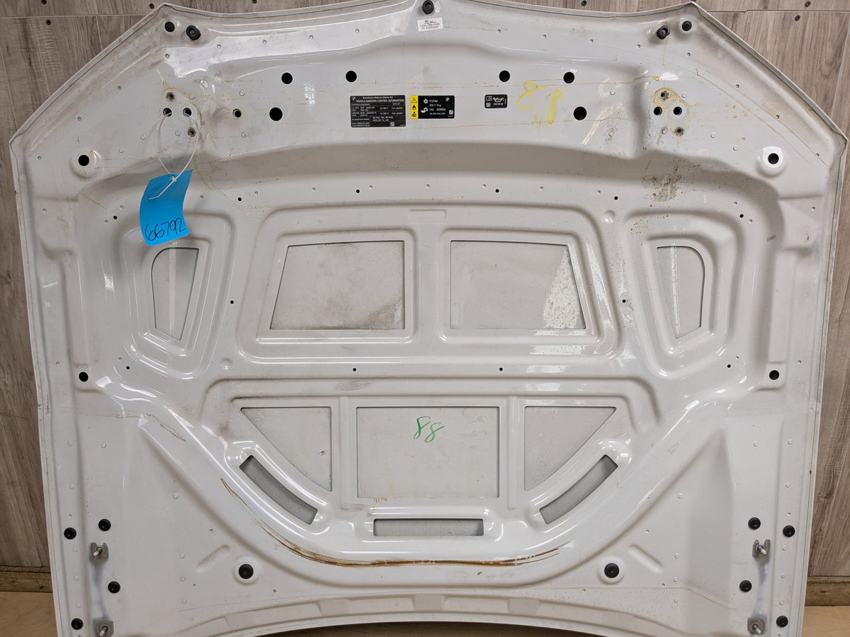 *NOTE* 2019-2026 BMW 330i G20 Hood Bonnet Shell Panel White 300