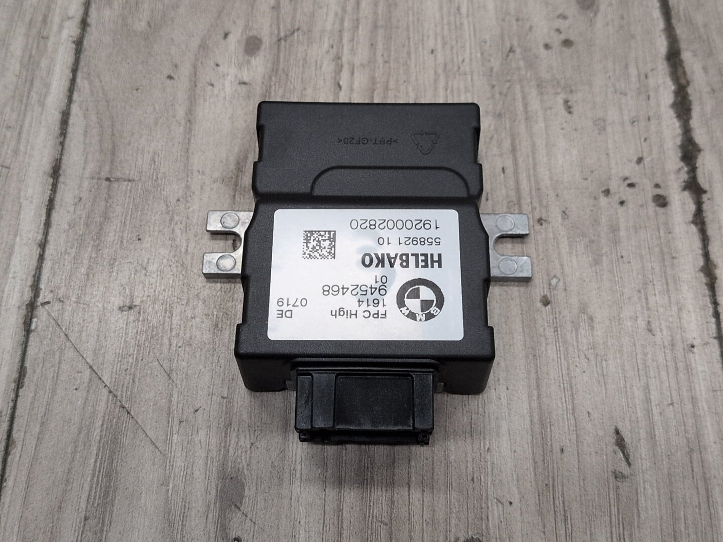 17-24 OEM BMW G01 G05 G12 G20 G22 G42 G30 G80 G82 Fuel Pump Control Module Unit