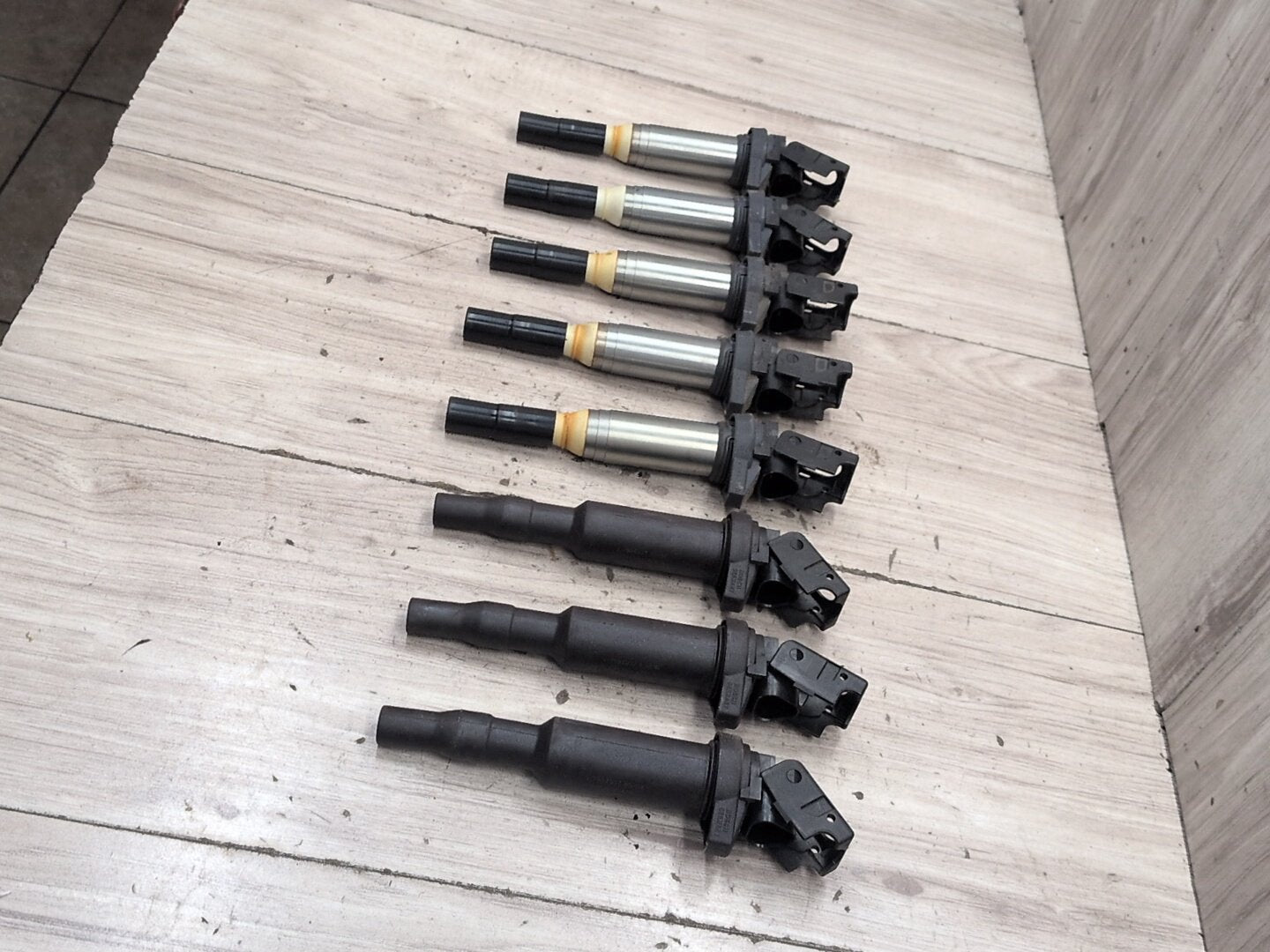 2016-2022 BMW G12 750i Engine Motor Ignition Coil SET 8611236