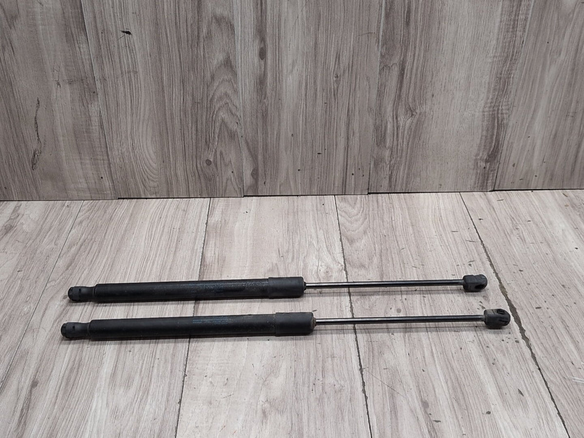 2015-2018 Audi Q3 8U Rear Left Right Liftgate Trunk Lid Strut Shock Supports SET 8U0827552A