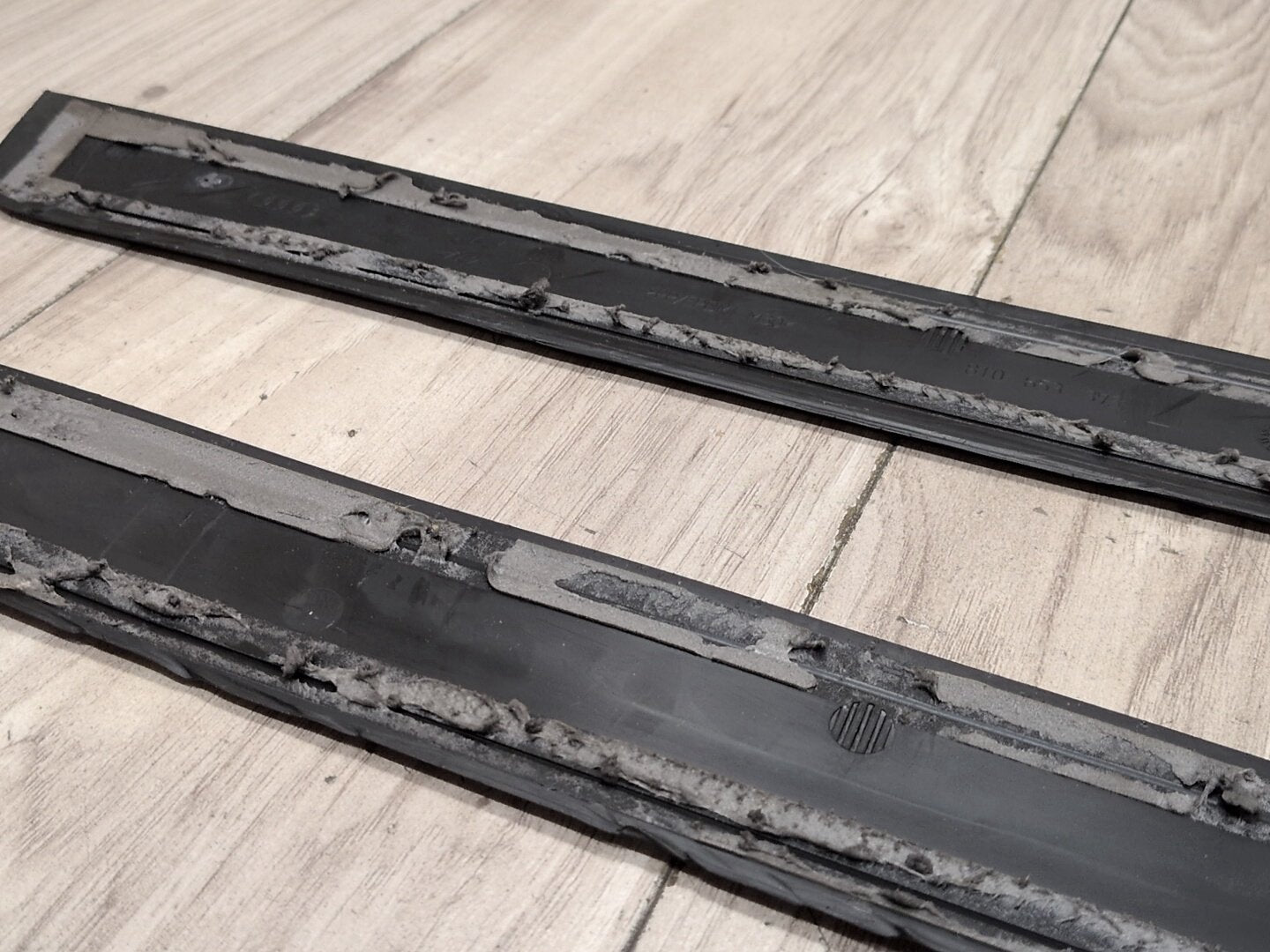2008 - 2017 Audi S5 8T Front Left Right Scuff Plate Door Sill SET 8T0853373
