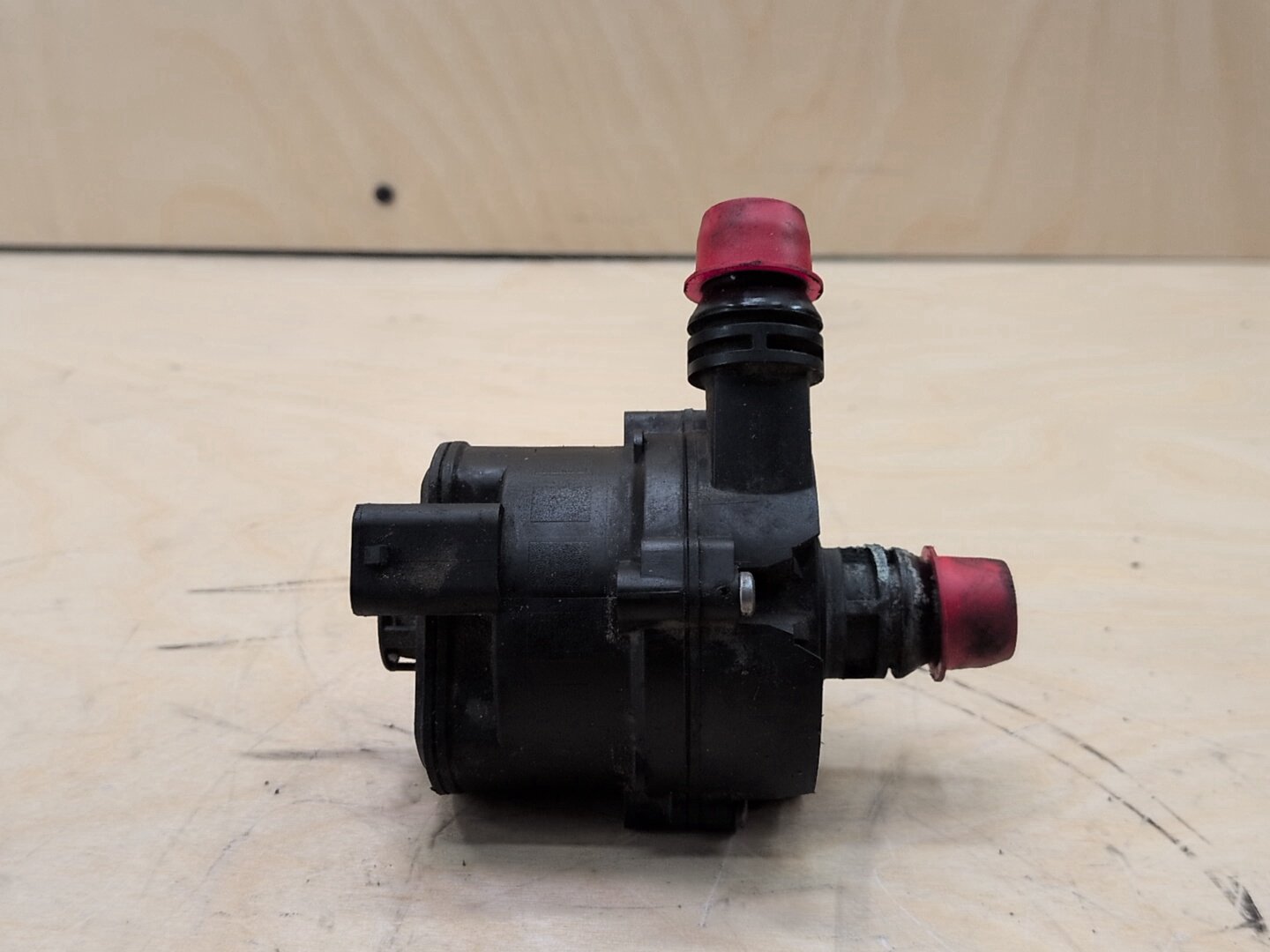 OEM BMW F23 F30 F32 F36 F80 F82 G01* Engine B46 S55 Auxiliary Coolant Water Pump